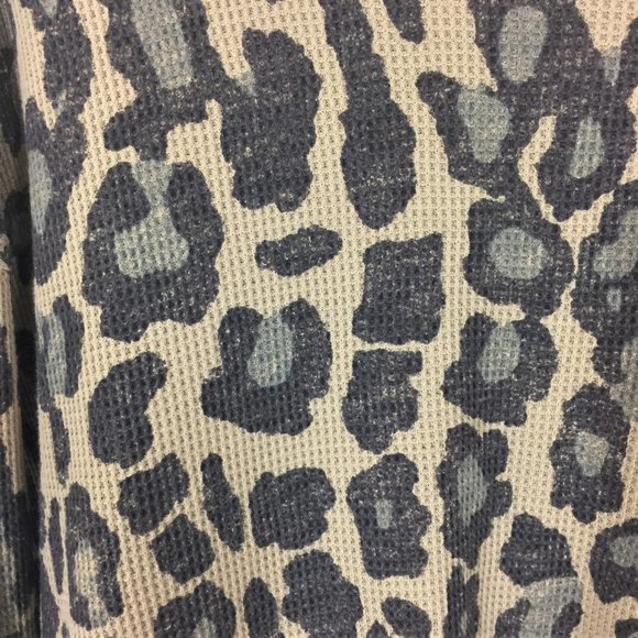Splendid Long Sleeve Leopard Print Thermal T-Shirt - Picture 5 of 7